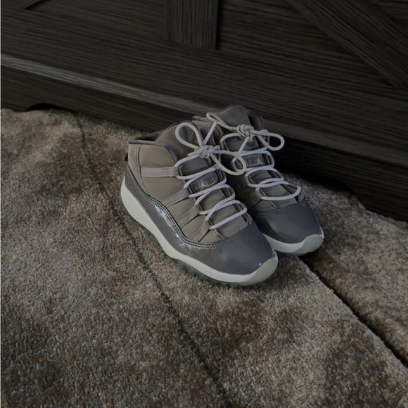 Retro 11s Preschool - Picture 2 of 3